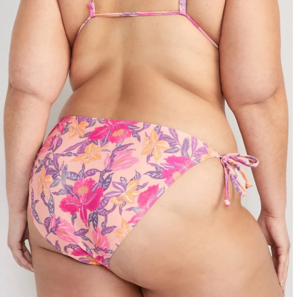 Old Navy Women’s Low-Rise String Flowers Floral Bikini Swim Bottoms Plus Size 3X